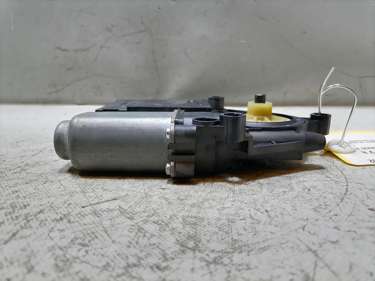 VW Caddy 2K original Fensterhebermotor vorn rechts Bj.2007
